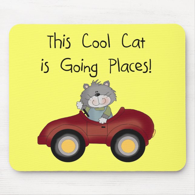 Katzen-gehende Platz-rote Auto-T-Shirts und Gesche Mousepad (Vorne)
