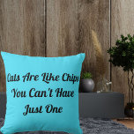 Katzen Persönlich Funny Cool Modernes Haustierange Kissen<br><div class="desc">Verschaffen Sie Ihren Platz mit dem "Cats Personalized Funny Cool Modern Pet Quote Blue Throw Kissen". Dieses Kissen ist ideal für Katzenliebhaber und verbindet Humor und Stil mühelos. Ideal, um Ihr Dekor persönlich zu gestalten oder als nachdenkliches Geschenk zu wirken. Holen Sie sich noch heute Ihre Liebe für Katzen! Verwenden...</div>