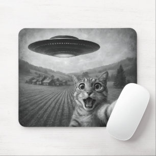 Katzen-Selfie mit Alien-UFO Lustige Katzen-Geschen Mousepad