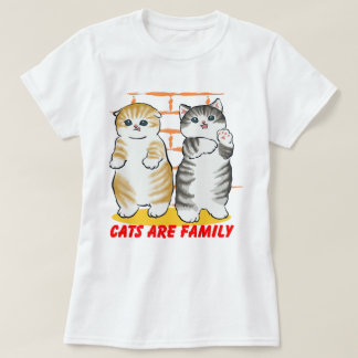 Katzen sind Familie T-Shirt