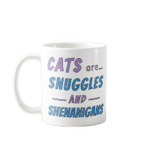 Katzen sind Kuscheln und Schabernack
