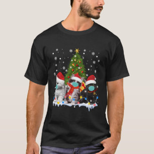 Katzen tragen Masken und Weihnachtsmannmützen Weih T-Shirt