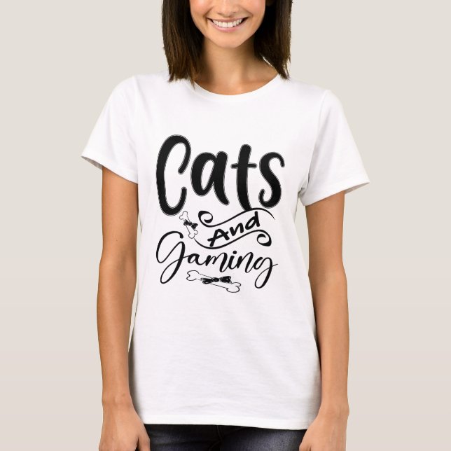 Katzen und Gaming Funny T-Shirt (Vorderseite)