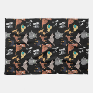 Katzen und Hunde Muster Design auf Schwarz  Geschirrtuch