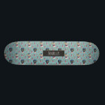 Katzen-und Hundeseemuster | addieren Ihren Namen Skateboard<br><div class="desc">Dieses ist eine Illustration einer Katze und des Hundes,  die in den Seemann-Anzügen gekleidet werden. Es wurde im Aquarell gefärbt und gemacht in ein Muster. Es gibt auch einen Anker und einen Leuchtturm im Hintergrund.</div>