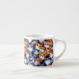 Katzengesichter mit einem Katzenmuster für Haustie Espressotasse