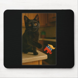 Katzenkatze, die Trump von der Gegenüberstellung a Mousepad