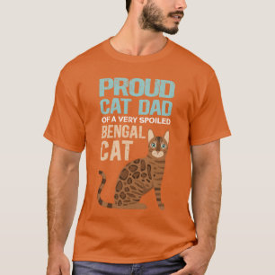 Katzenwelse einer verwöhnten Bengalischen Katzenfa T-Shirt