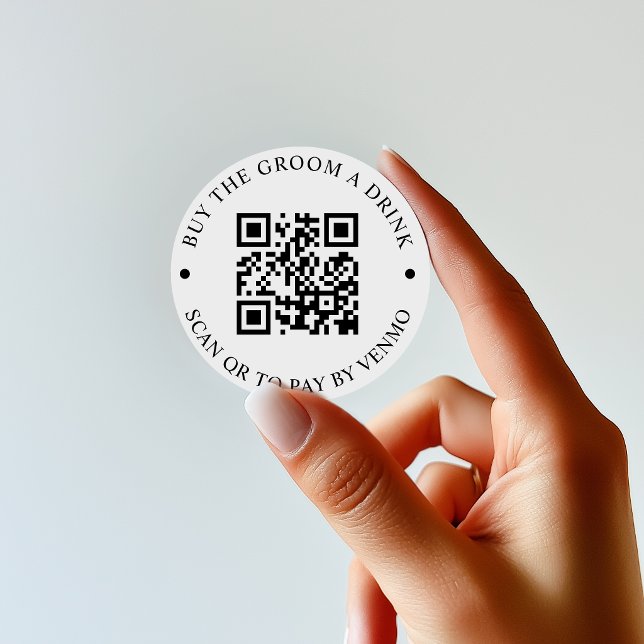 Kaufen Sie die Taste "Groom A Drink QR" Runder Aufkleber (Von Creator hochgeladen)