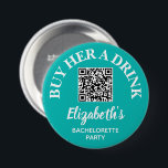 Kaufen Sie ihr einen Drink Junggeselinnen-Abschied Button<br><div class="desc">Türkisfarbene und weiße Taste personalisiert mit dem Namen und QR-Code Ihrer Brautjungfrau zu Venmo,  PayPal oder einem anderen Geldkonto. Großartiger Junggeselinnen-Abschied- oder Mädchenknopf für alle in der Braut Stamm zu tragen. PASSENDE Artikel in unserer Sammlung.</div>