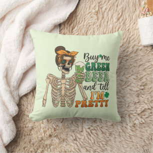 Kaufen Sie mir grünes Bier - Skelett   St. Patrick Kissen