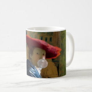 Kaugummi Diva in einem roten Hut, der ein Kaugummi Kaffeetasse
