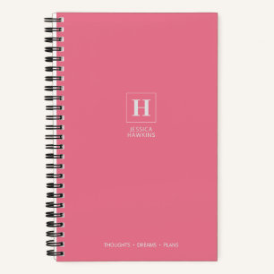 Kaugummi-Rosa Klassisches Monogramm Notizbuch