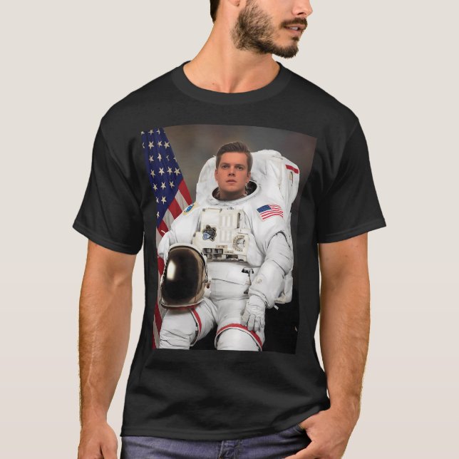 Kaukasier James T-Shirt (Vorderseite)