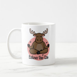 Kawaii braunes Zebu-Tier, das Yoga-Posen macht Kaffeetasse