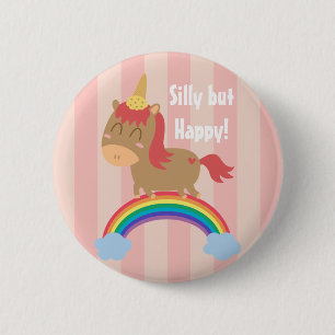 Kawaii Brown Pferd, das versucht, ein Einhorn zu Button