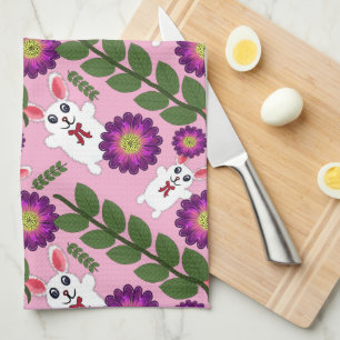 Kawaii Frühlingshase: Lebendige lila Blüten  Geschirrtuch