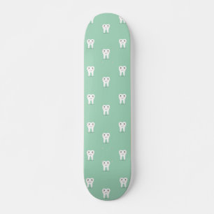 Kawaii-glücklicher Zahn Skateboard