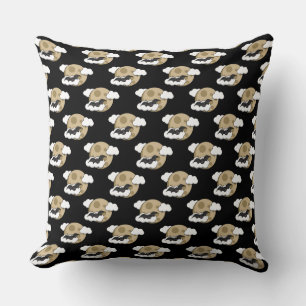 Kawaii Happy Bat Flying auf Vollmond-Muster Kissen