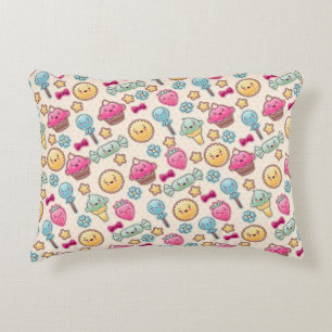 Kawaii-Kindermuster mit niedlichen Doodles Dekokissen