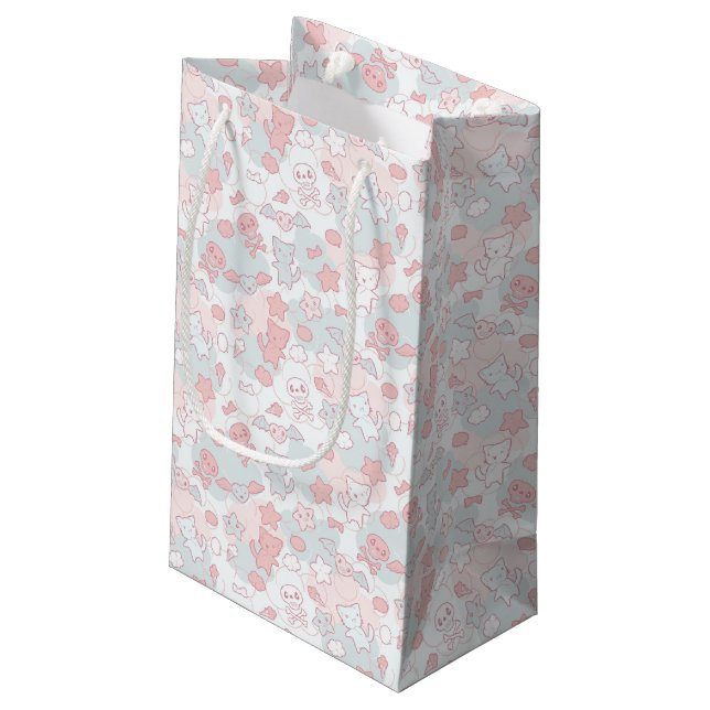 kawaii Muster mit Gekritzel Kleine Geschenktüte (Rückseite Schrägansicht)