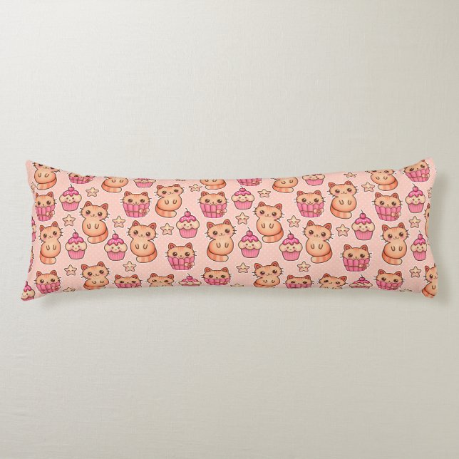 Kawaii Niedliche Katzen und Cupcakes rosa Muster Seitenschläferkissen (Vorderseite)