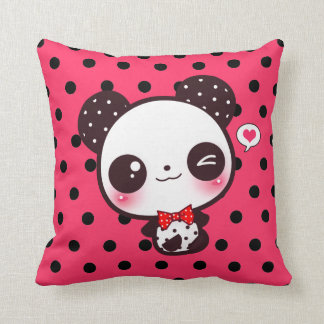 Kawaii Panda auf schwarzen Tupfen Kissen