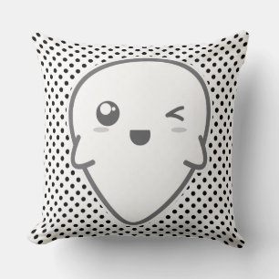 Kawaii Winking Ghost Throw Pillow Kissen
