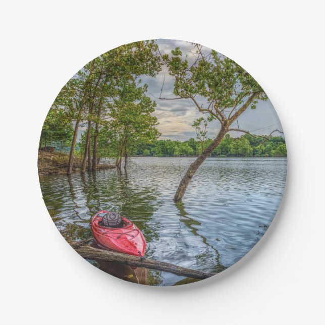 Kayak schwimmend am Tafelfelsensee Pappteller (Vorderseite)