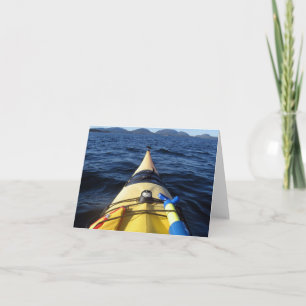 Kayak sur la carte blanche du lac