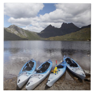 Kayaks, Cradle Mountain und Dove Lake, Cradle Fliese