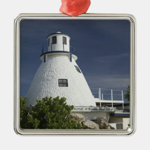 KAYMANINSELN, GRAND CAYMAN, Frank Sound: Alt Ornament Aus Metall