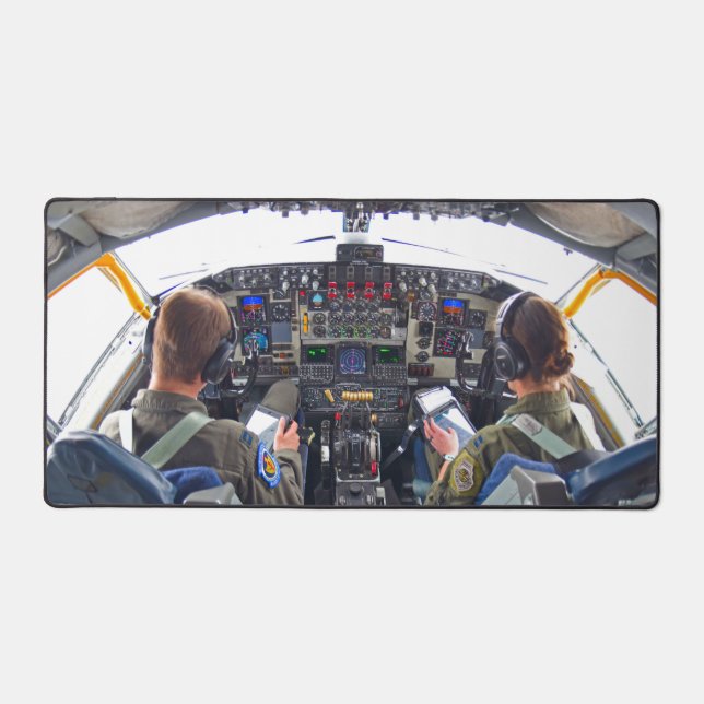 KC-135R STRATOTANKER COCKPIT SCHREIBTISCHUNTERLAGE (Vorderseite)