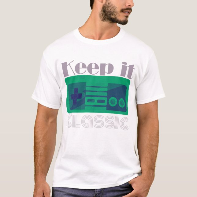 Keep It Classic – Retro Console Design T-Shirt (Vorderseite)