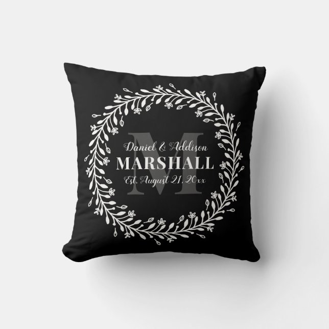 Keepake Newlyly Couple Wreath Monogram Name Kissen (Vorderseite)