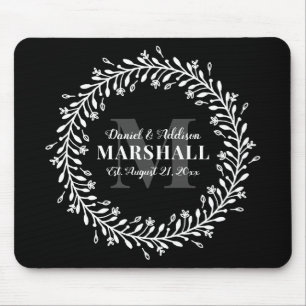 Keepake Newlyly Couple Wreath Monogram Name Mousepad