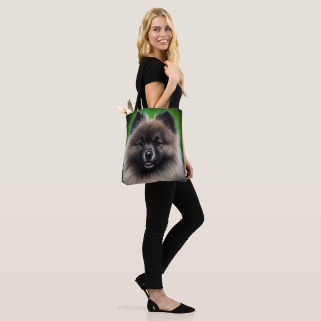 Keeshond Dog in St. Patrick's Day Dress Tasche (Am Model)