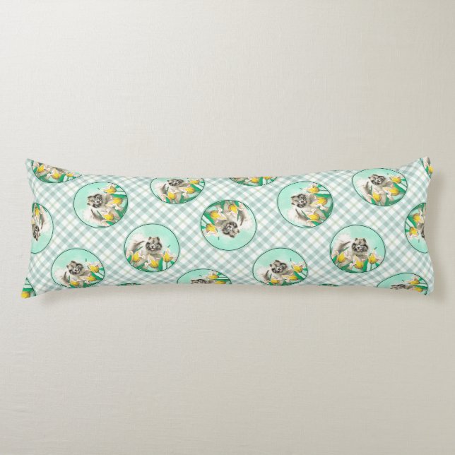 Keeshond Malerei in Tulips Niedliche Original Hund Seitenschläferkissen (Vorderseite)