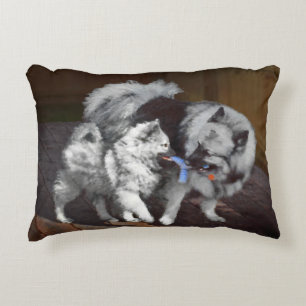 Keeshond Playtime Malerei - Niedliche Original Dog Zierkissen