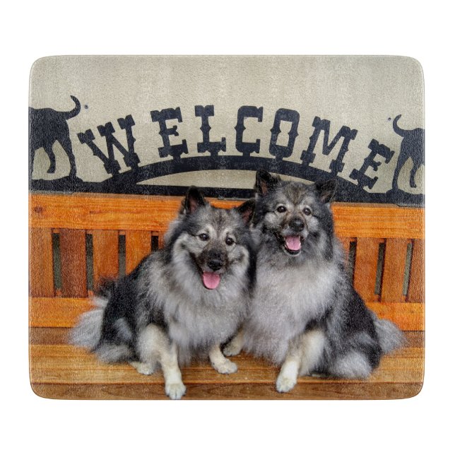 Keeshond-willkommenes Schneidebrett (Vorderseite)
