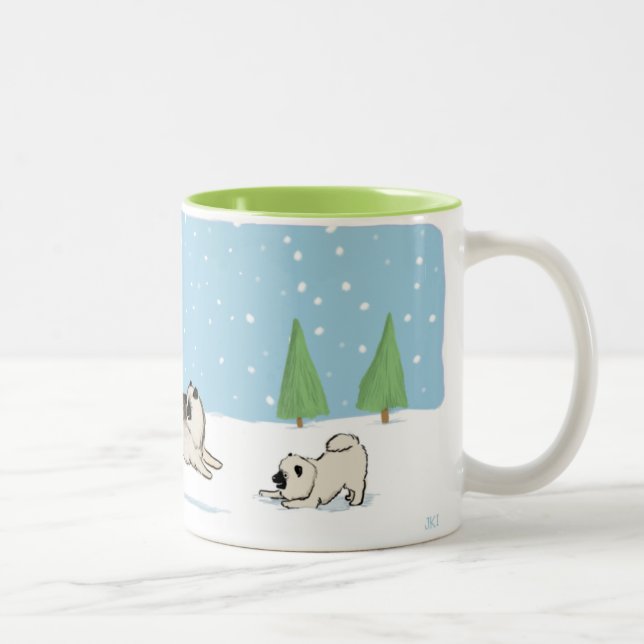 Keesies spielen im Urlaub der Schneefreunde Zweifarbige Tasse (Rechts)