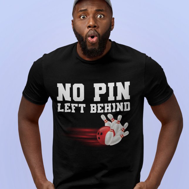 Kein Button Links hinter dem Funny Bowling Player T-Shirt (Von Creator hochgeladen)