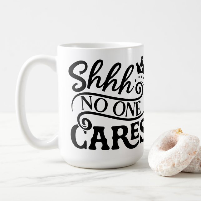 Kein Mensch kümmert sich um Typografie, inspiriere Kaffeetasse (Mit Donut)