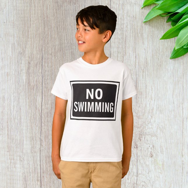 Kein Schwimmen, kühne Schwarz-Weiß-Warnung T-Shirt (Von Creator hochgeladen)