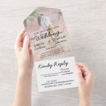 Kein Thema, nur Liebe in einer Hochzeit Einladung