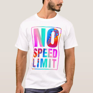 Keine Höchstgeschwindigkeit (11) mit Fraktal-Kuns T-Shirt