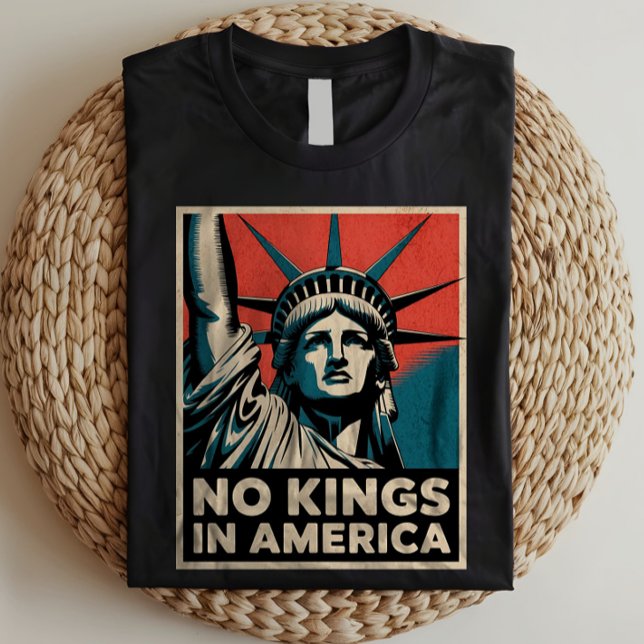 Keine Könige in Amerika Freiheitsstatue gegen Trum T-Shirt (Von Creator hochgeladen)