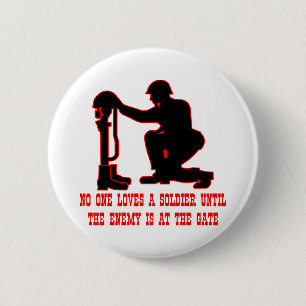 Keine Lieben ein Soldat bis den Feind ist an Button