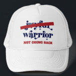 Keine Rückfahrt Warrior Navy Typ USA Flag Herz Truckerkappe<br><div class="desc">Kein "Freudenkrieger" mehr. Nicht zurückgehen. Nicht mein Präsident. Nehmen Sie Stellung und unterstützen Sie die Demokratie und Ihre Mitfrauen mit diesem grafischen, patriotischen LKW-Hut. Weiße marineblaue Kalligraphie, ein rotes "Nein"-Bar und ein rustikales Holz, das amerikanische Fahne überlagert einen weißen Hintergrund. Ändern Sie die Kopie, wenn Sie mit Ihrem Namen oder...</div>