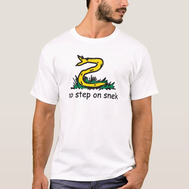 Keine Schritte auf snek memes Gadsden parody SnekR T-Shirt (Vorderseite)